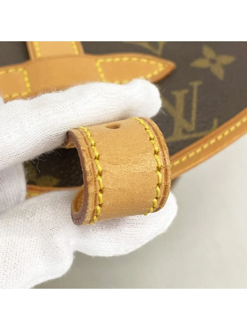 Louis Vuitton Shoulder Bag Monogram Saumur 30 Brown